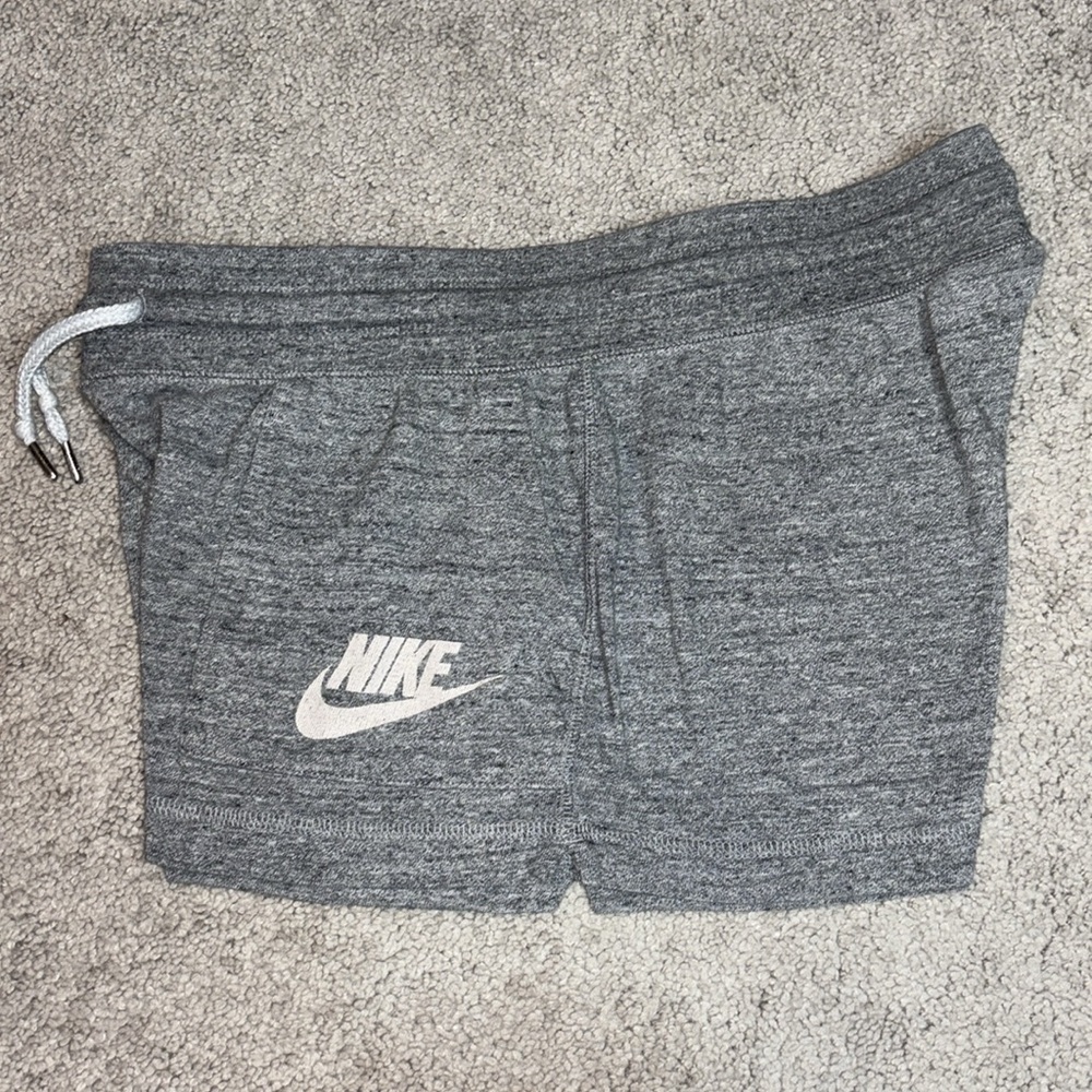 Women's Nike shorts grey size medium